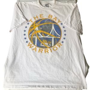 Shaka Men’s Short Sleeve T-shirt size 3XL, White, The Bay Warrior Goldn’ Child